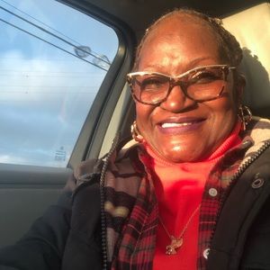 Meet your Posher, Debra